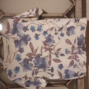 Sweater, Floral, Victoria Jones, size Large, Off White with Purple & Blue